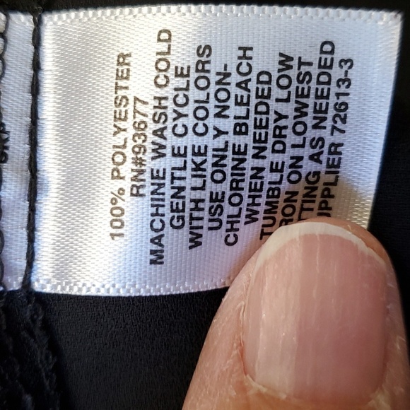 Sheer women's top, tank style,  size 3X. Adjustable straps. Great used c… - Picture 6 of 6